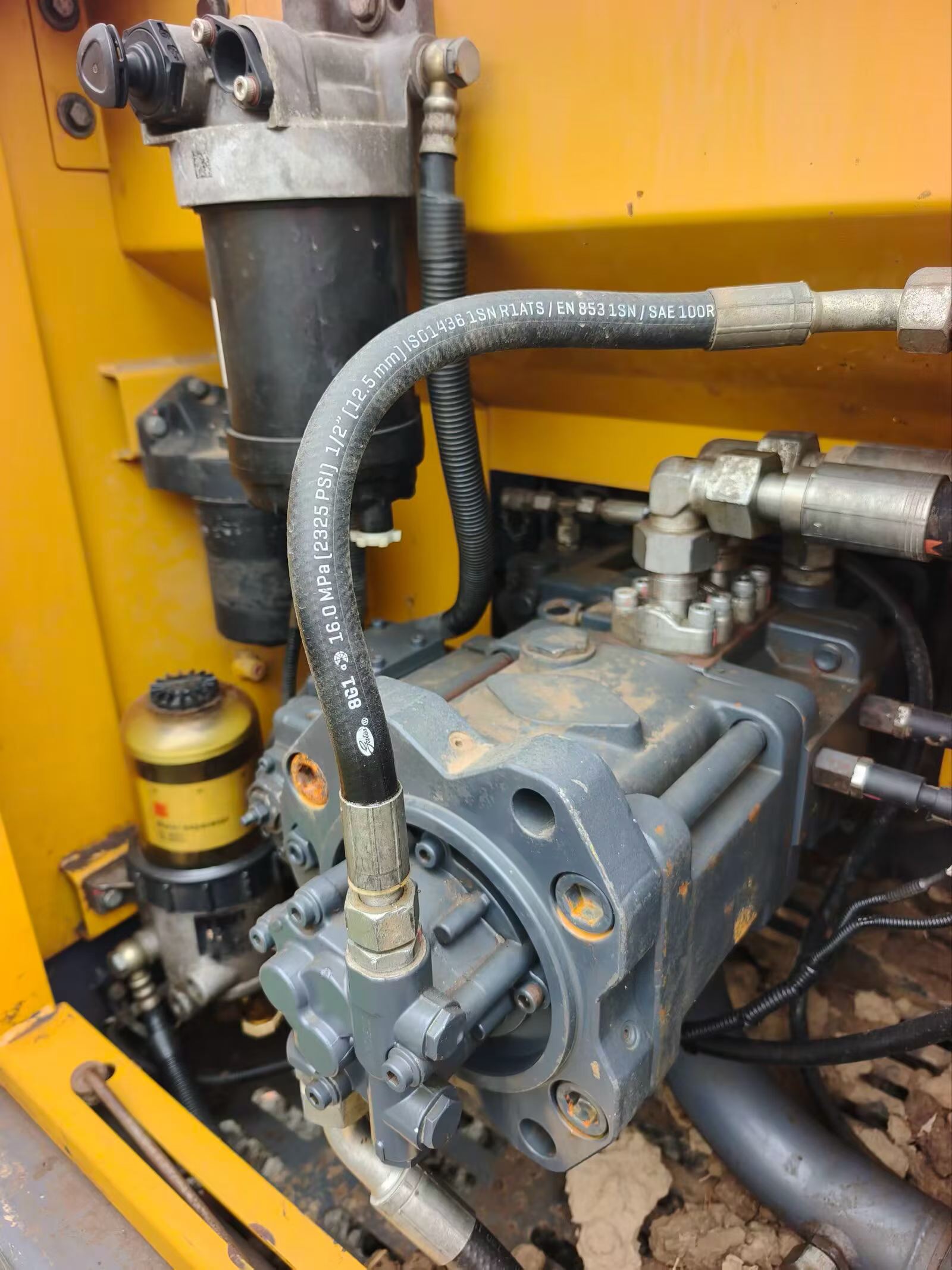 شراء حفارة XCMG LW200 مستعملة / 7
