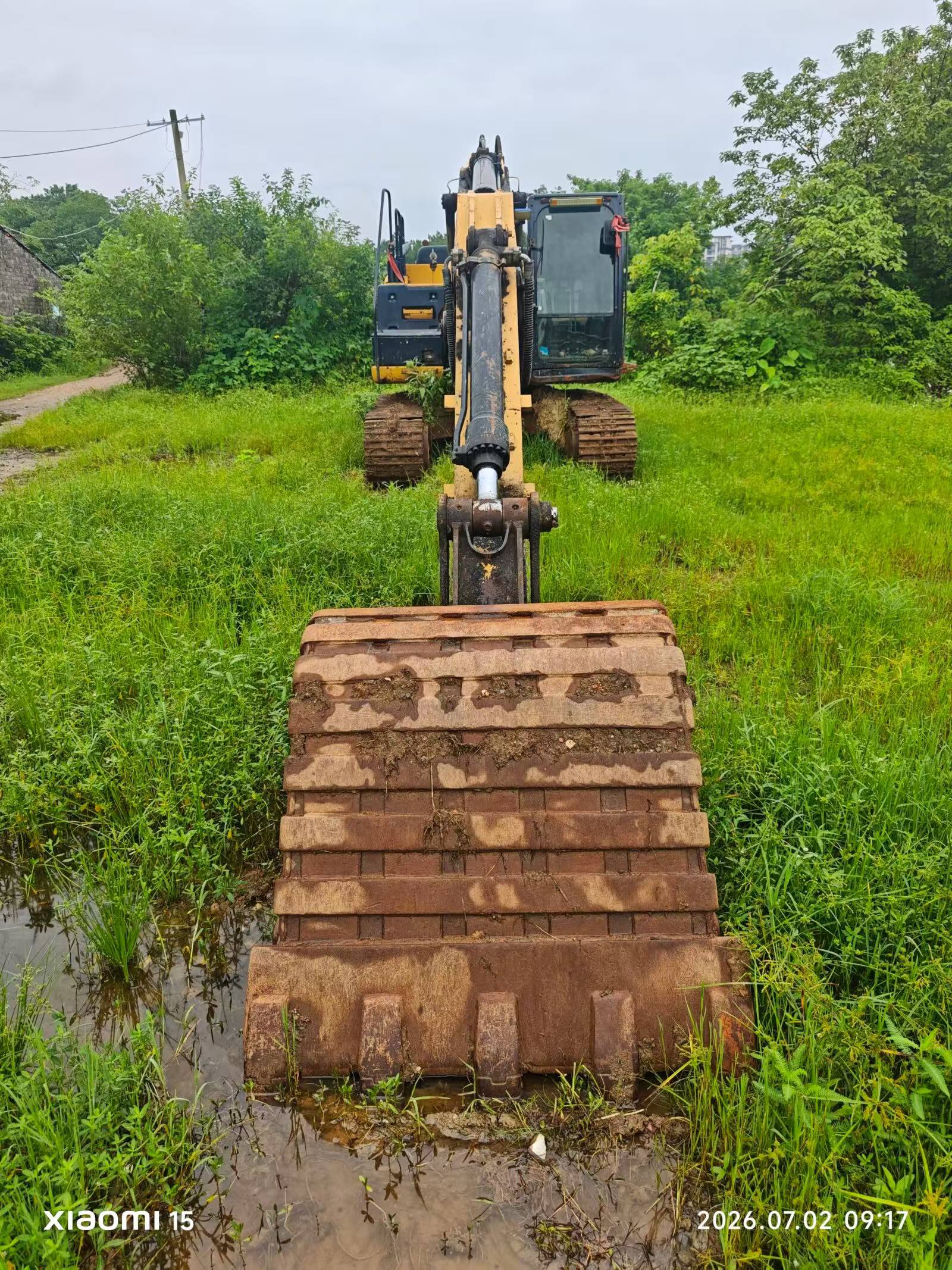 Buy Caterpillar 320E Used Excavator / 3 Buy Caterpillar 320E Used Excavator / 3