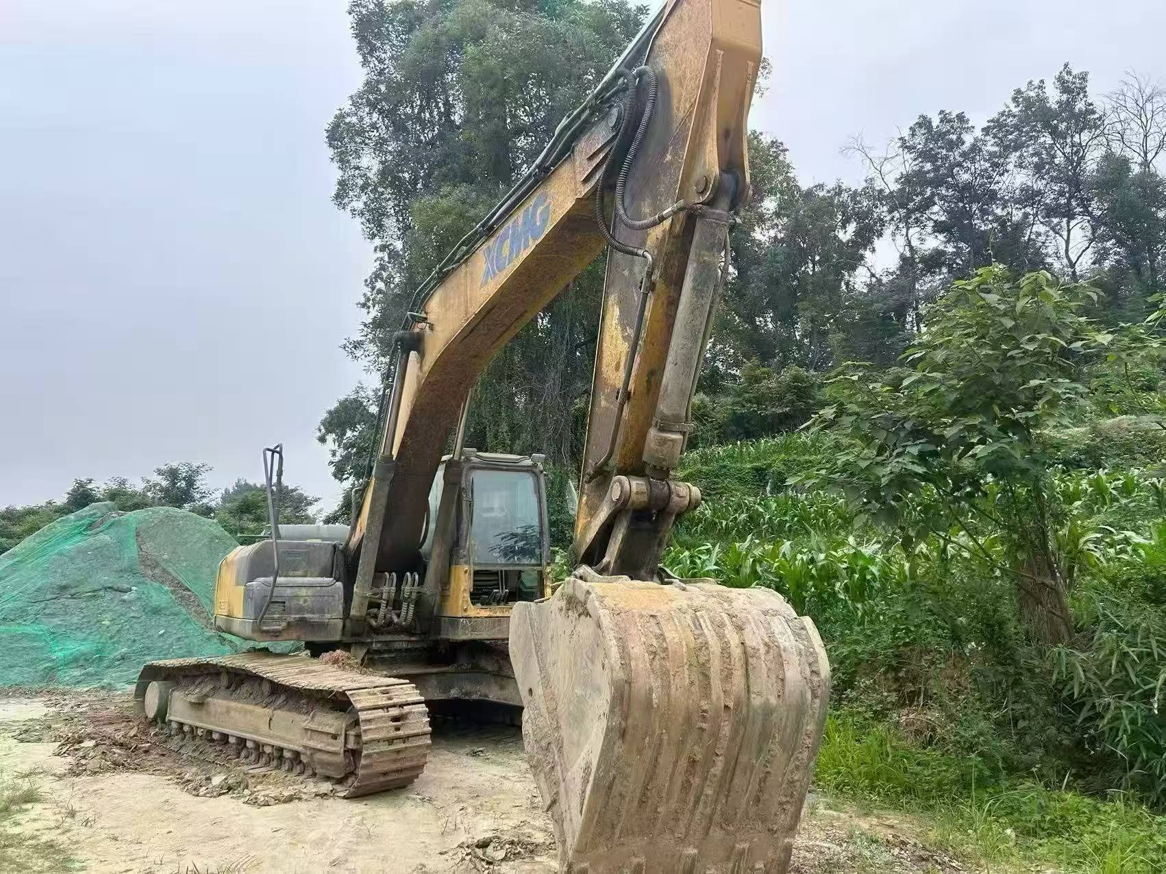 Buy XCMG Used Excavator / 3