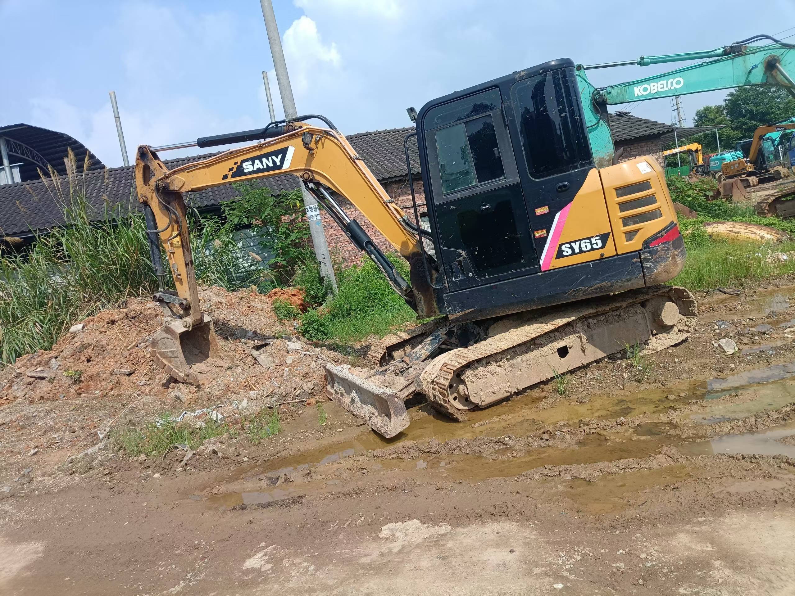 Buy Sany SY55 Used Excavator / 2 Buy Sany SY55 Used Excavator / 2