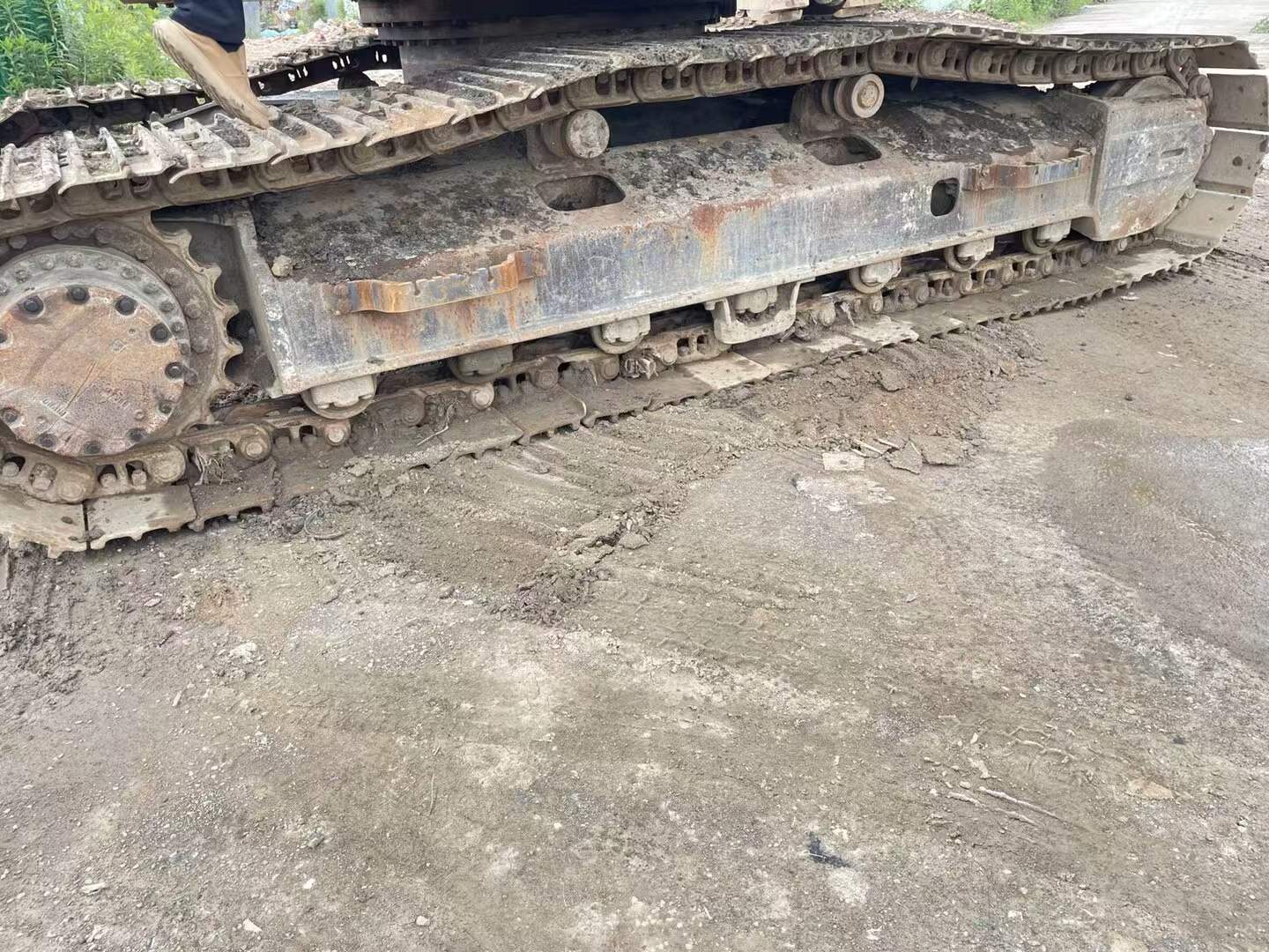 Buy Hitachi ZX200-5G Used Excavator / 9 Buy Hitachi ZX200-5G Used Excavator / 9
