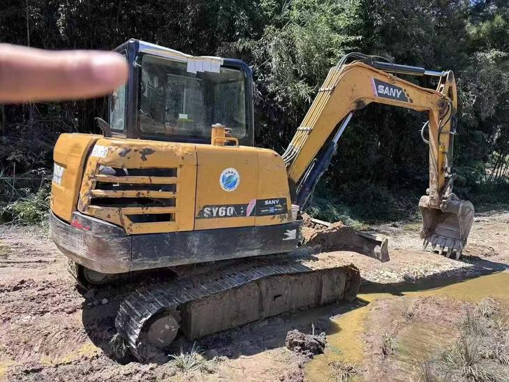Buy Sany SY55 Used Excavator / 1