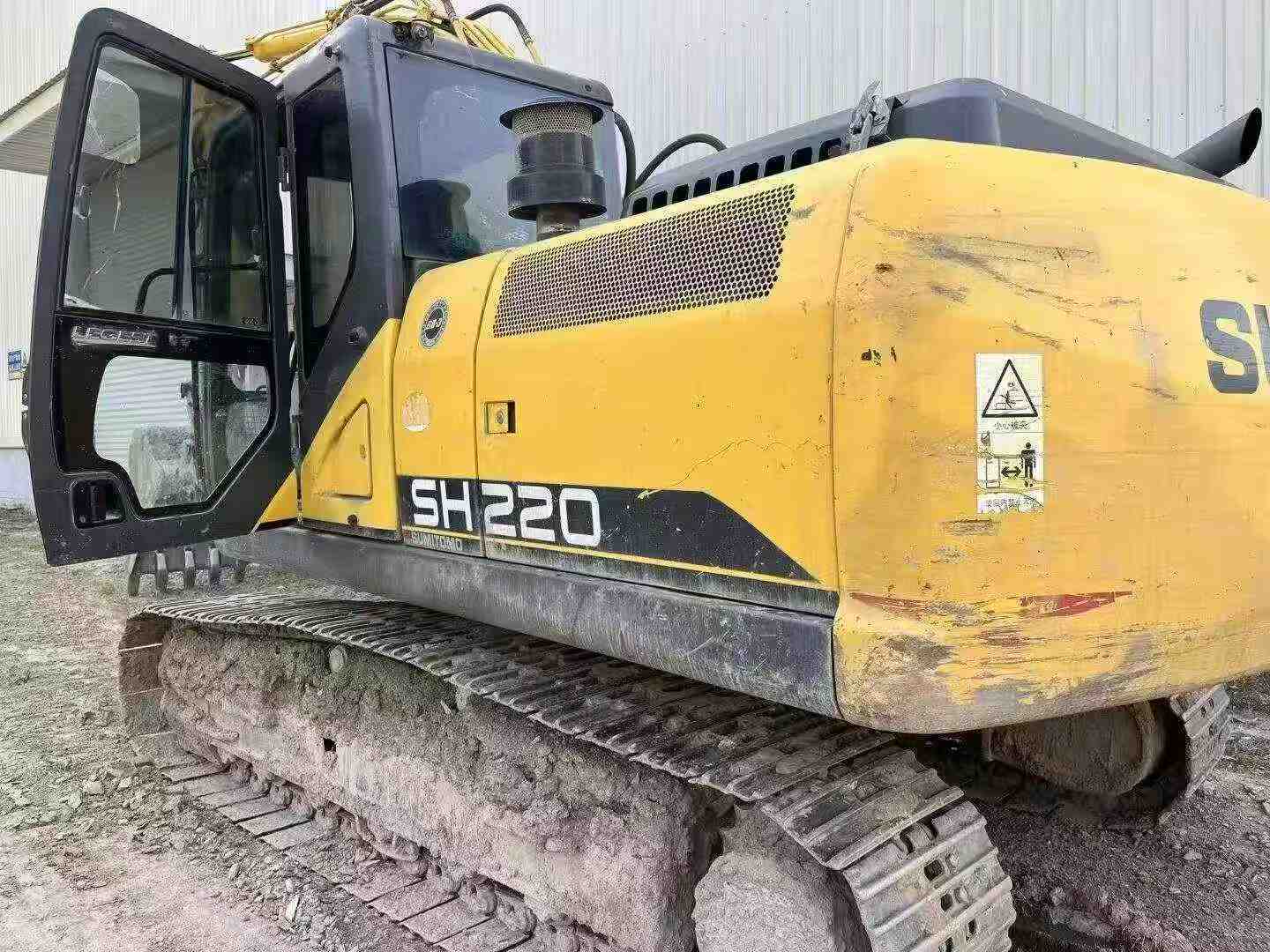 Buy Sumitomo SH210-5 Used Excavator / 1