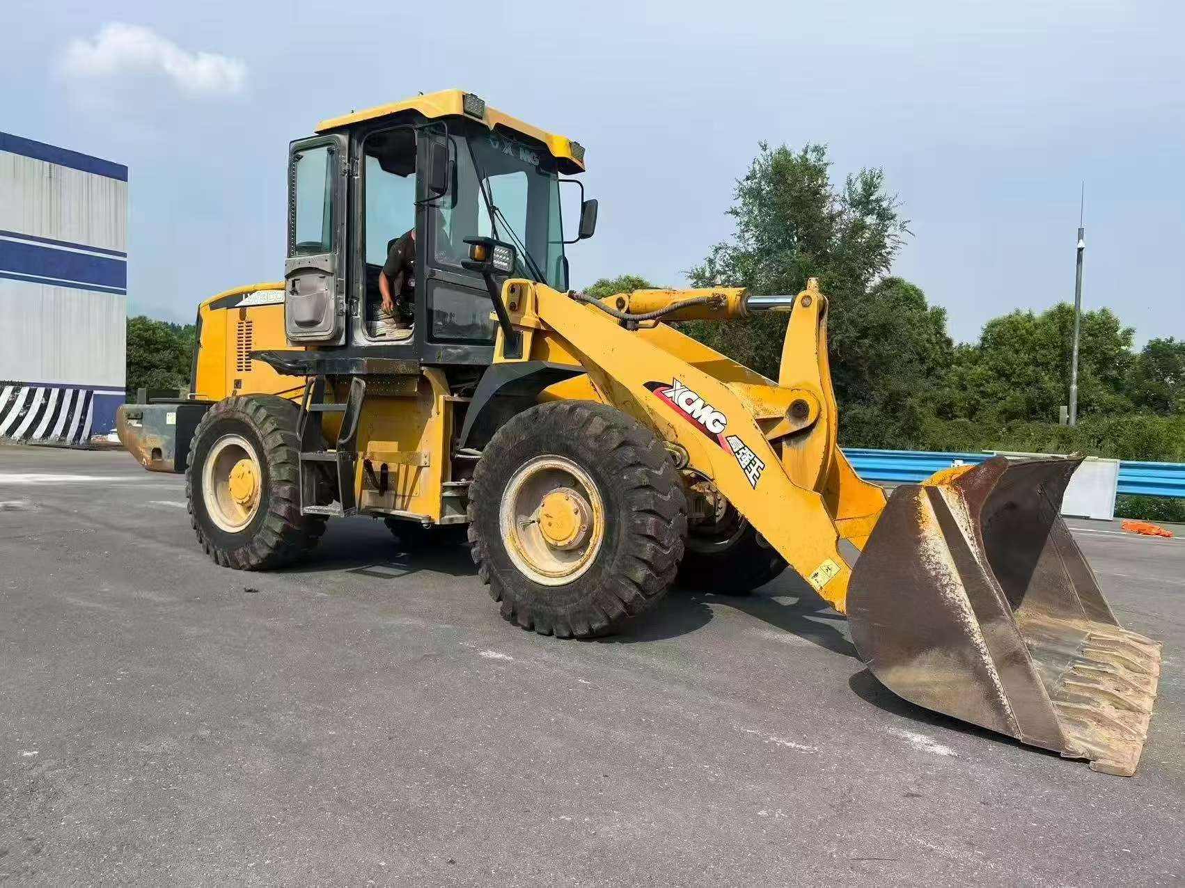 Buy XCMG LW300K Used Loader / 1