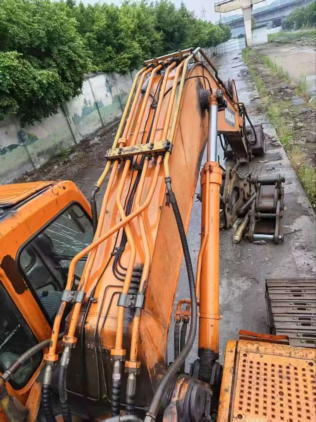 Buy Doosan DH300-7 Used Excavator / 5 Buy Doosan DH300-7 Used Excavator / 5