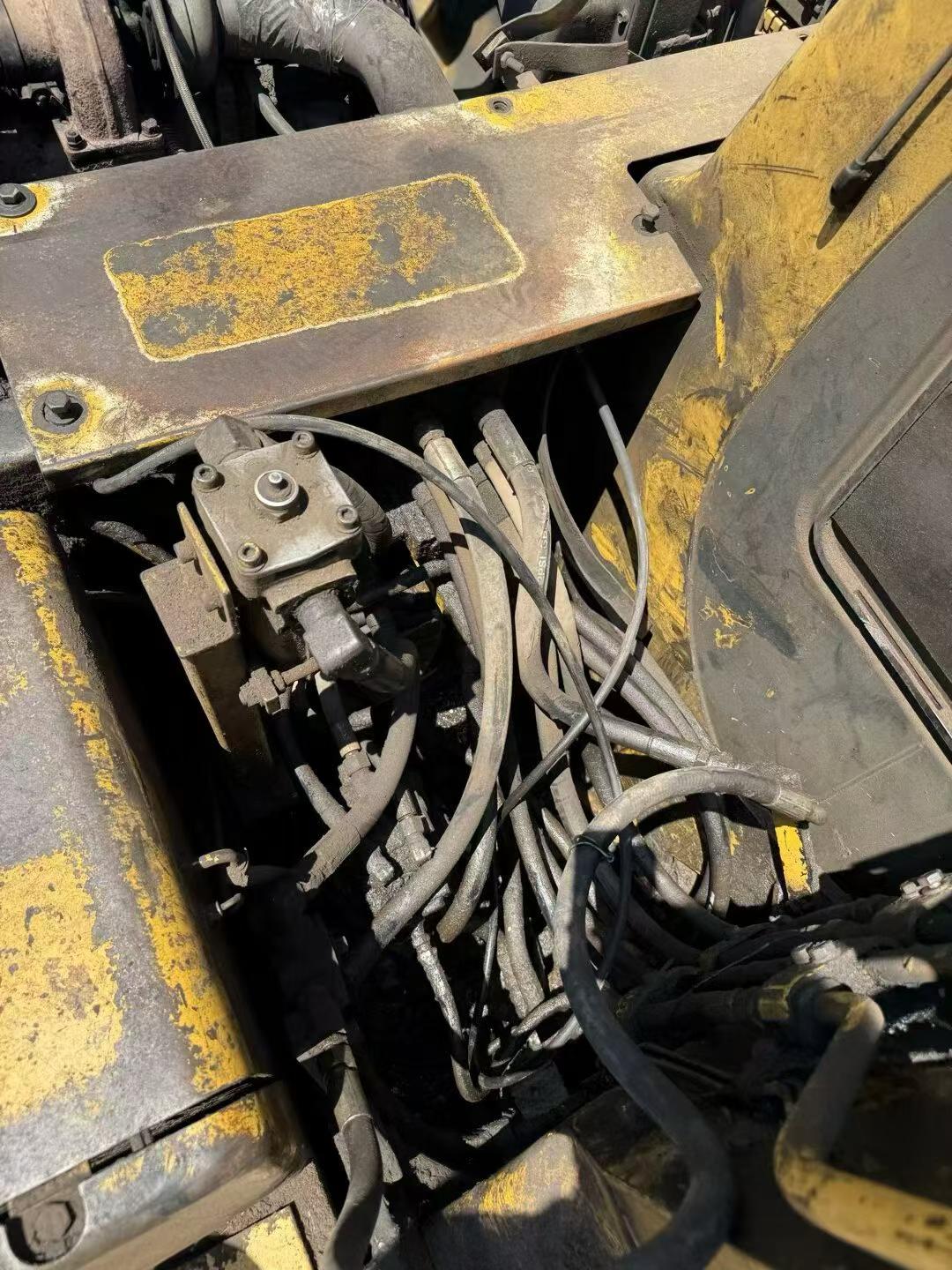 Buy Komatsu PC120-6 Used Excavator / 3 Buy Komatsu PC120-6 Used Excavator / 3