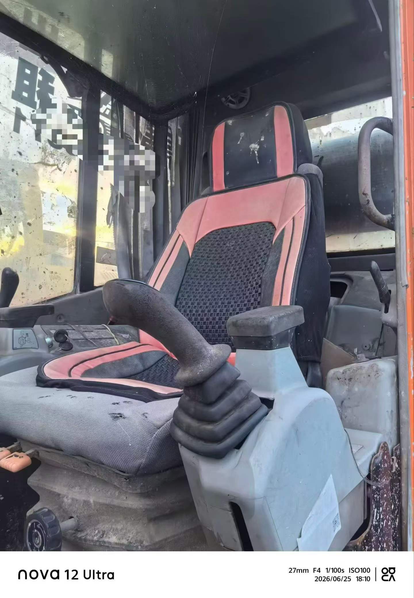Buy Doosan DH70 Used Excavator / 2 Buy Doosan DH70 Used Excavator / 2
