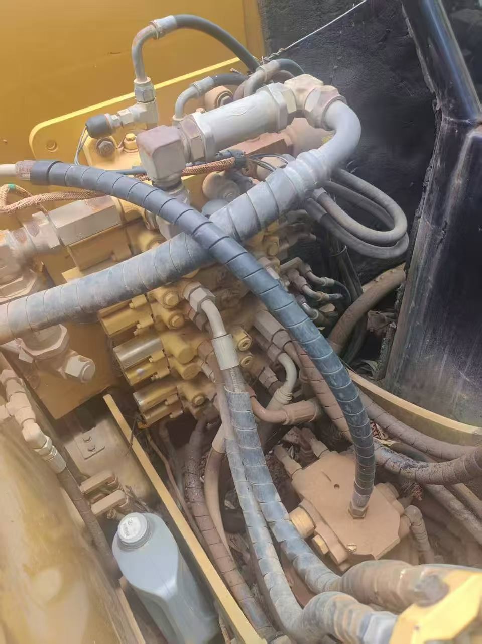 Buy Caterpillar 307B Used Excavator / 5 Buy Caterpillar 307B Used Excavator / 5