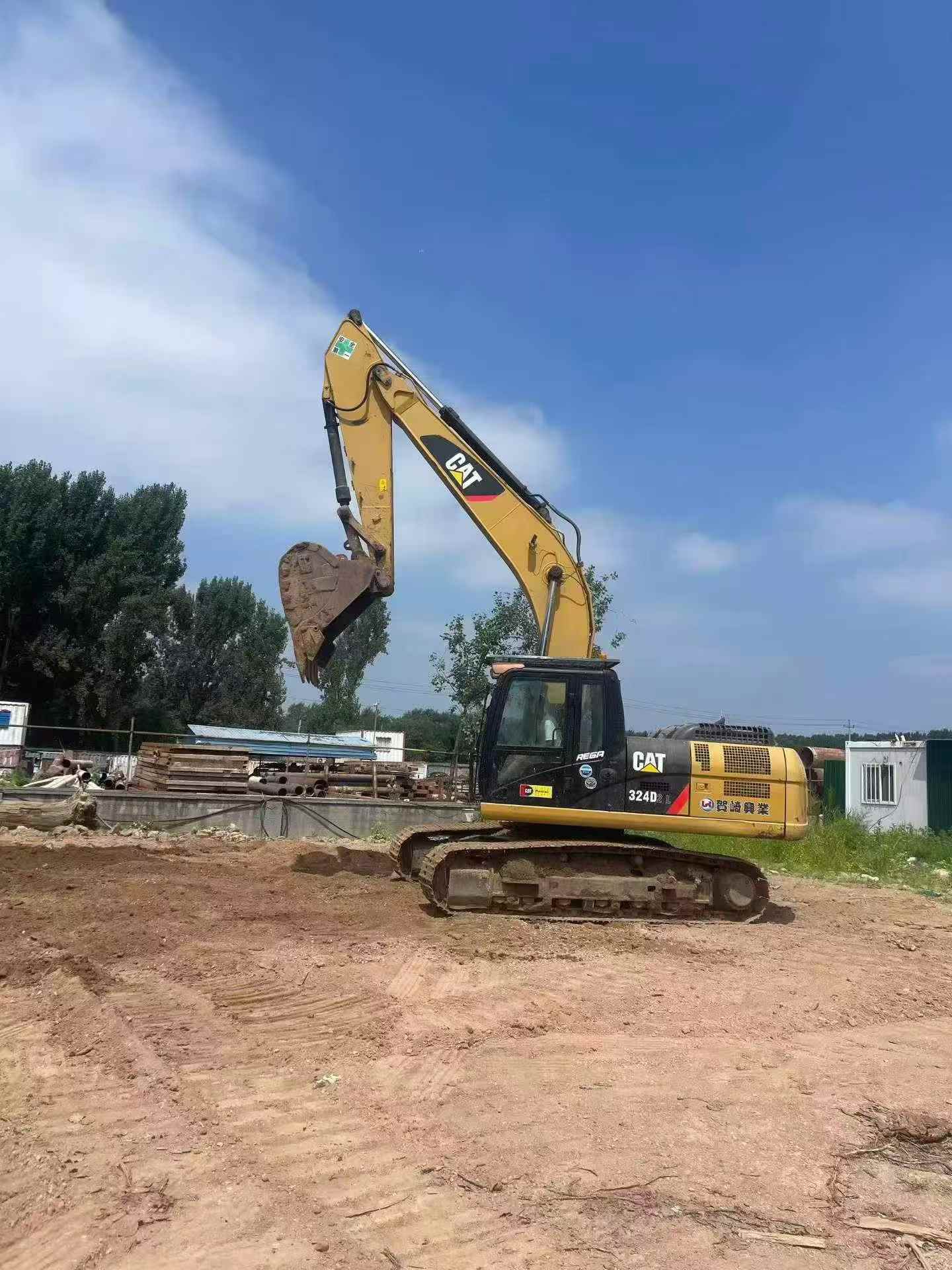 Buy Caterpillar 324D Used Excavator / 1