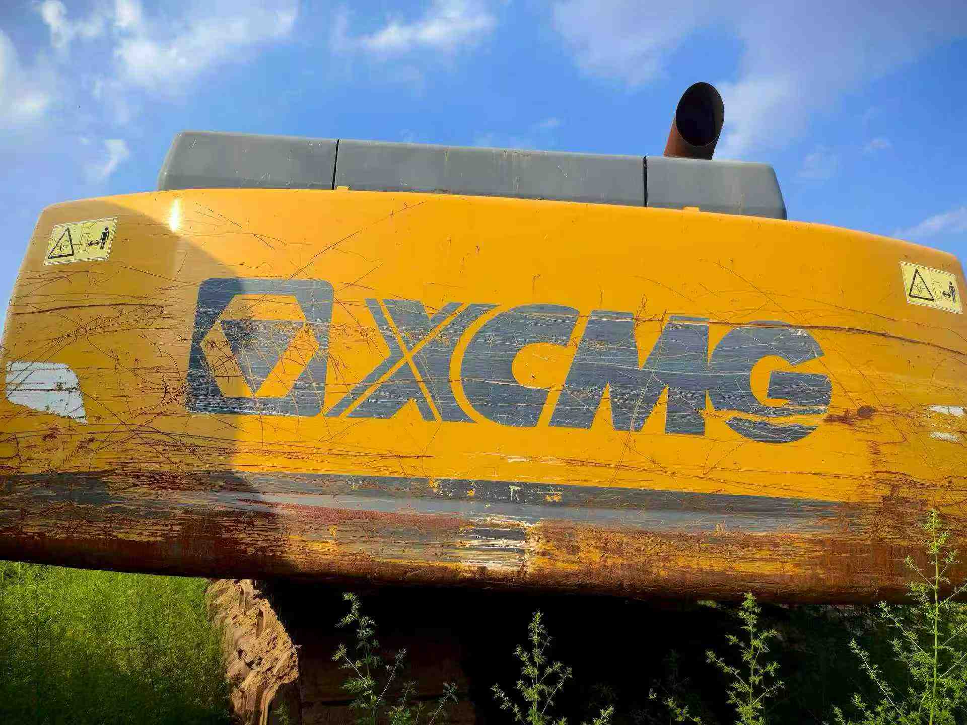 Compre Escavadeira XCMG XE490D Usada / 7 Compre Escavadeira XCMG XE490D Usada / 7