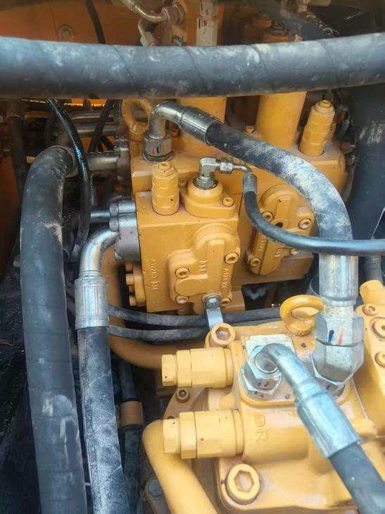 Buy Sany SY205C Used Excavator / 1