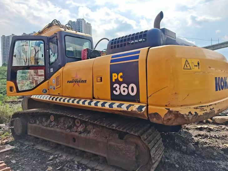 Buy Komatsu PC360-7 Used Excavator / 1