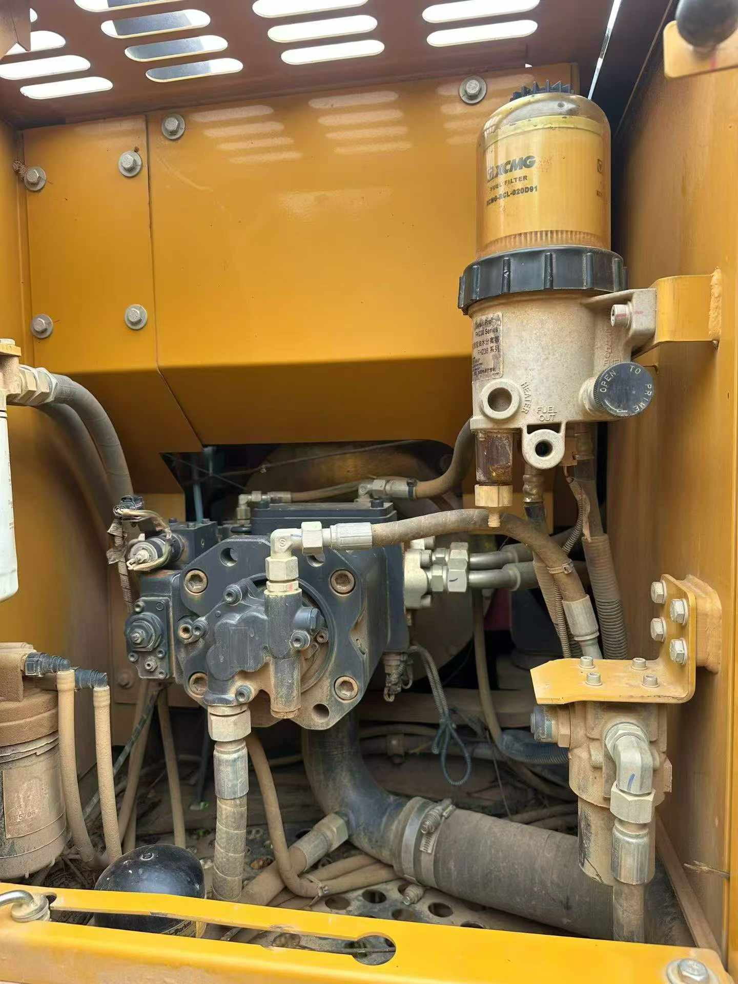 Buy XCMG Used Excavator / 9