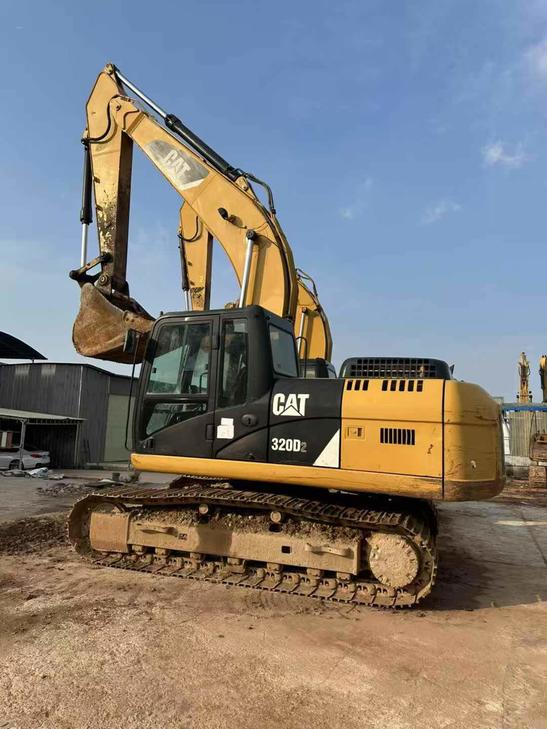 Buy Caterpillar 320D Used Excavator / 1