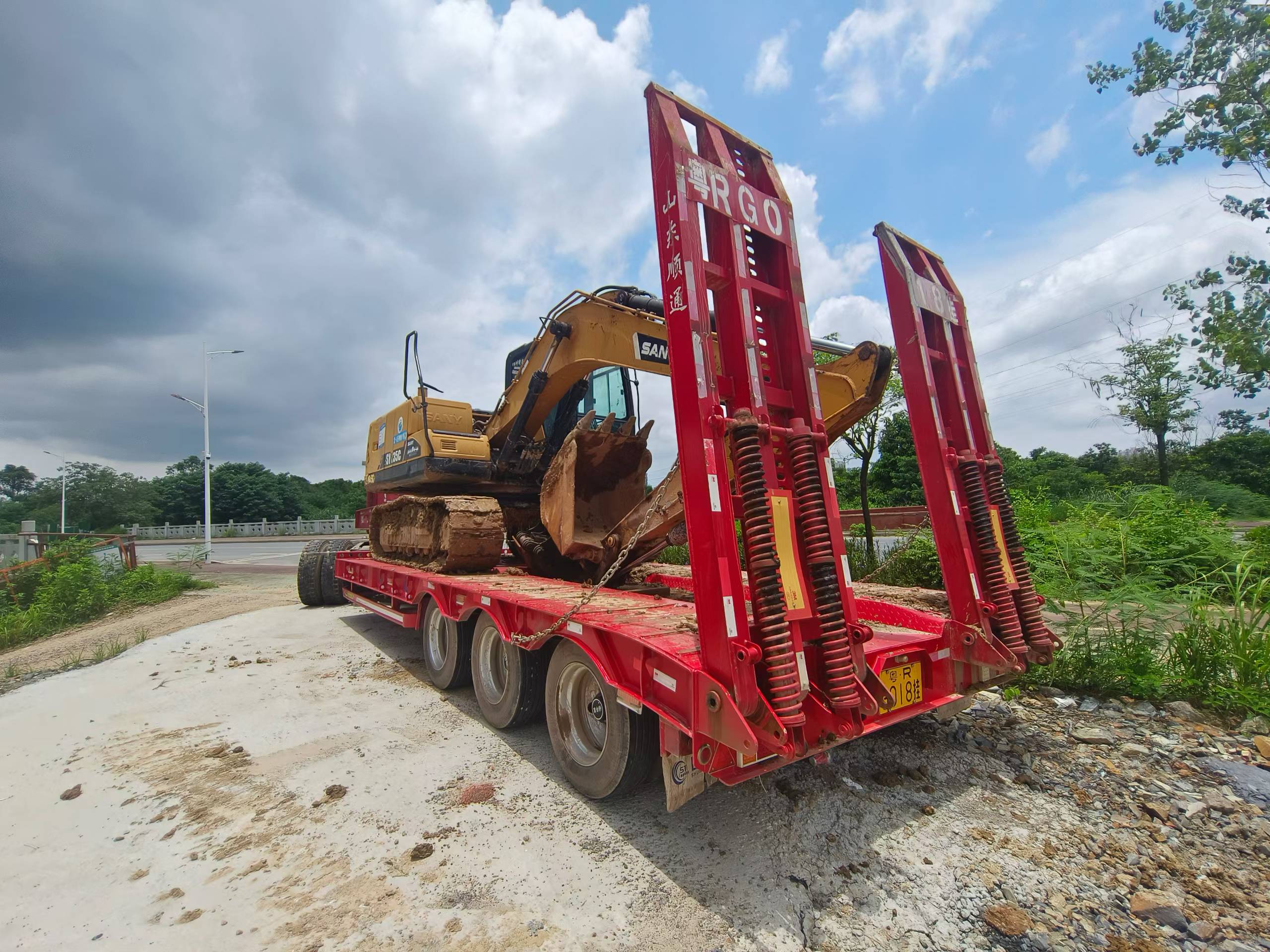 Buy Sany SY115C Used Excavator / 2 Buy Sany SY115C Used Excavator / 2