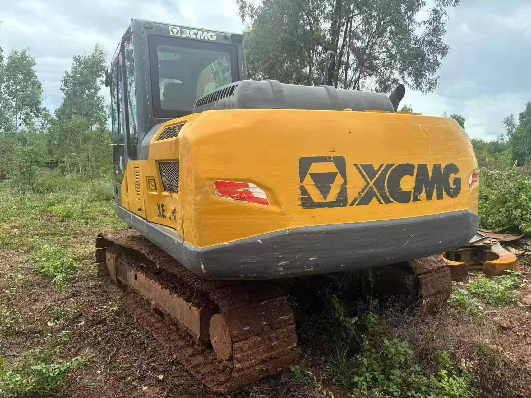 Buy XCMG XE135B Used Excavator / 2 Buy XCMG XE135B Used Excavator / 2