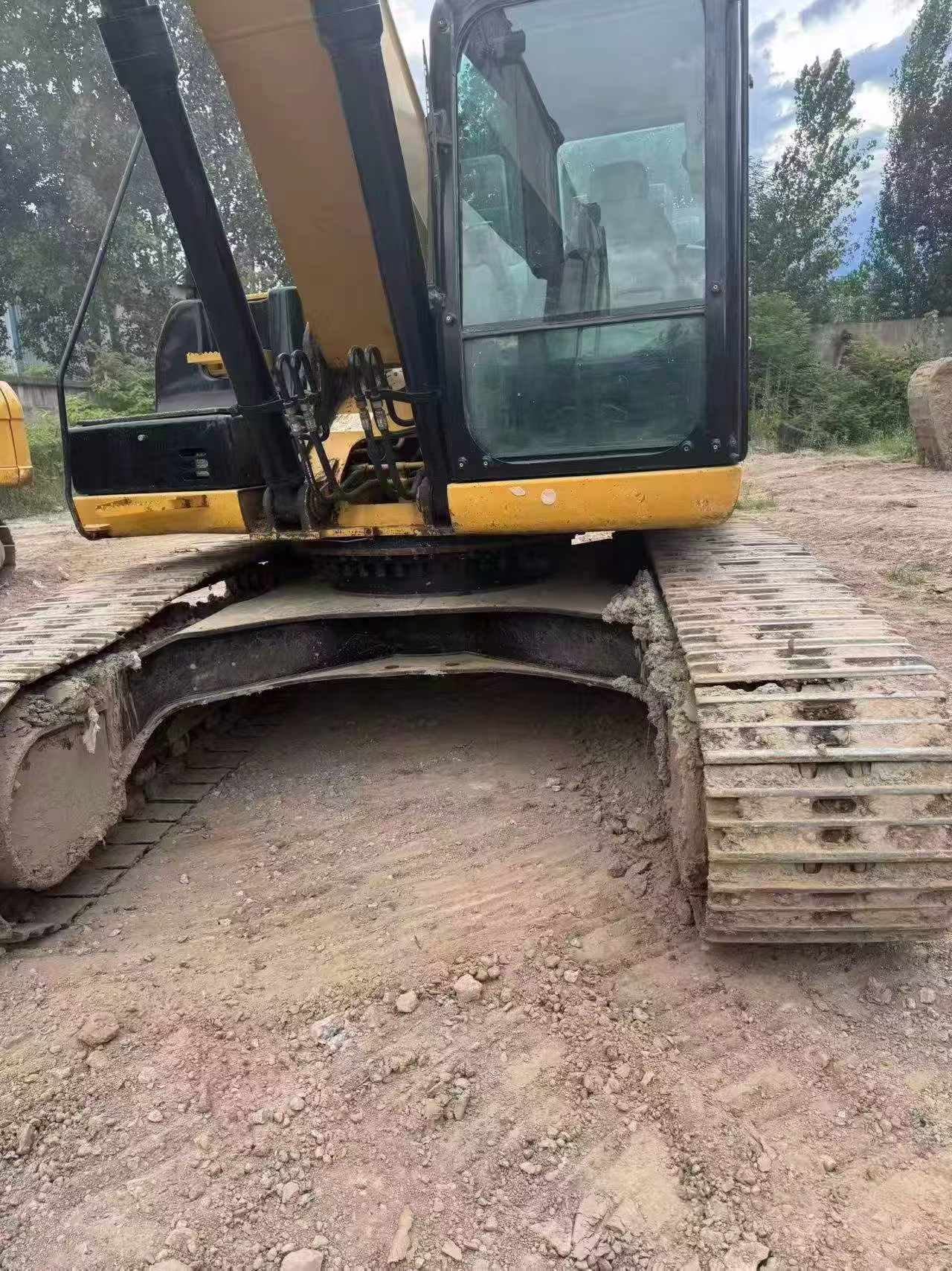 Buy Caterpillar 330B Used Excavator / 4 Buy Caterpillar 330B Used Excavator / 4