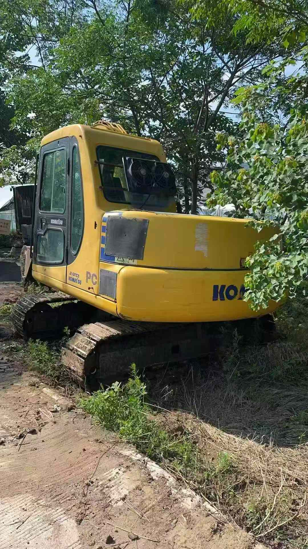 Buy Komatsu PC60-7 Used Excavator / 1