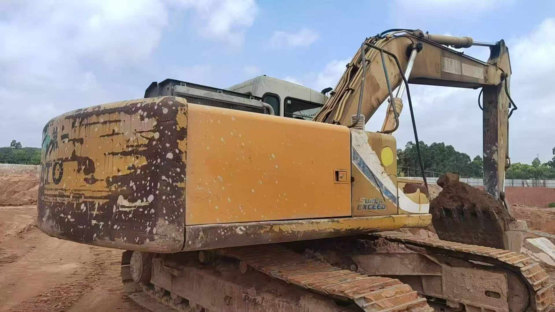 Buy Kato Used Excavator / 2 Buy Kato Used Excavator / 2