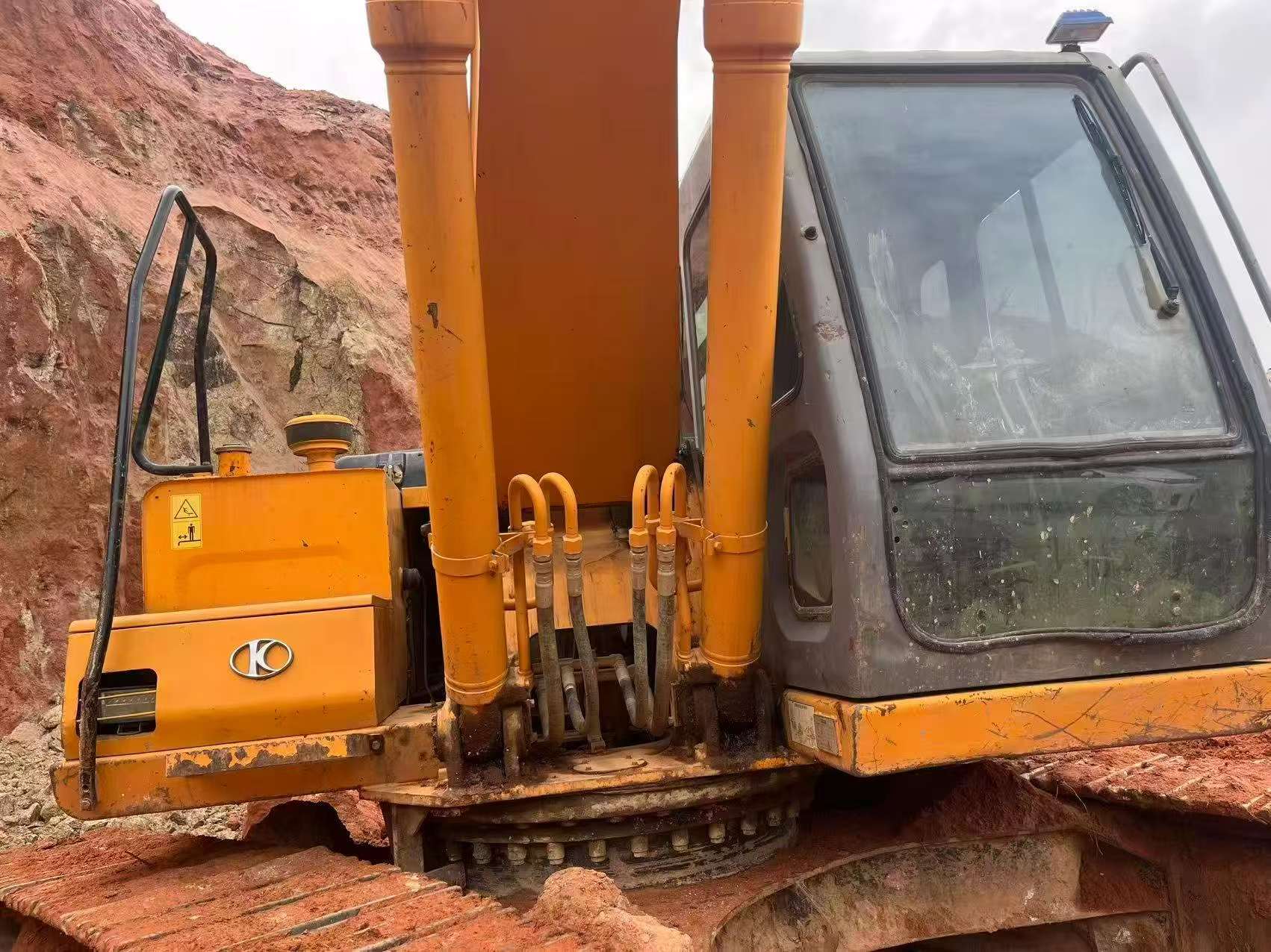 Buy Kato Used Excavator / 9 Buy Kato Used Excavator / 9