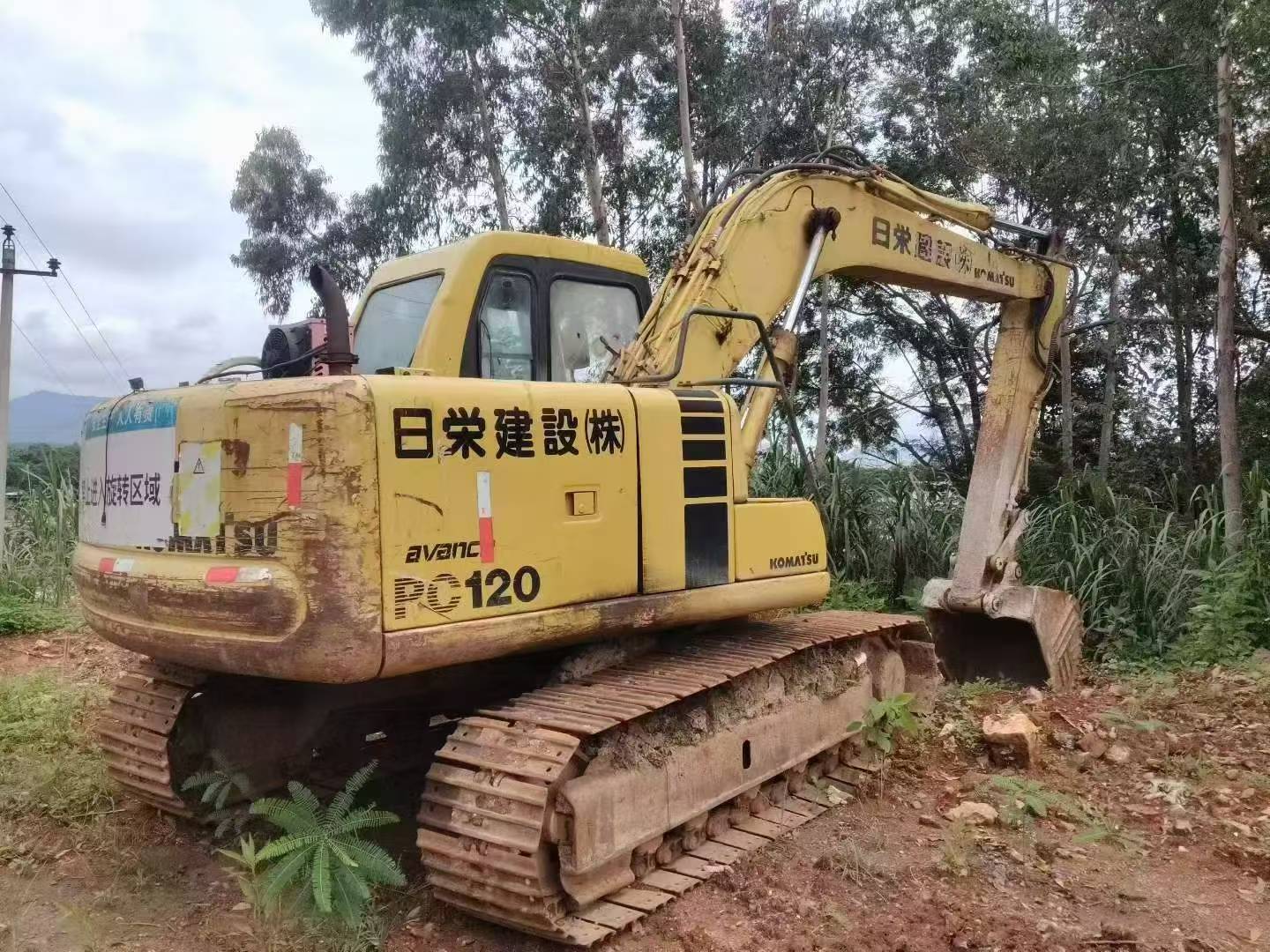 Buy Komatsu PC100-6 Used Excavator / 4 Buy Komatsu PC100-6 Used Excavator / 4