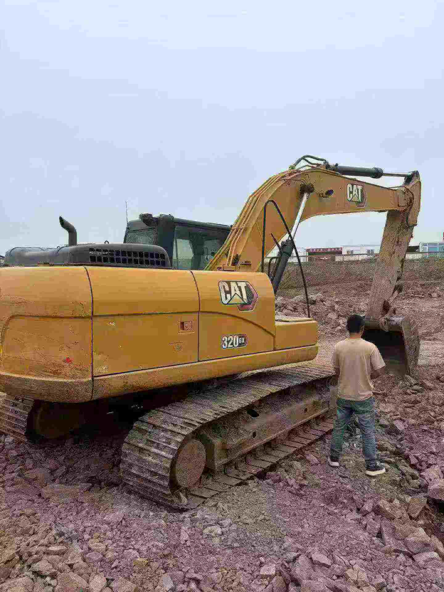 Buy Caterpillar 320A Used Excavator / 1