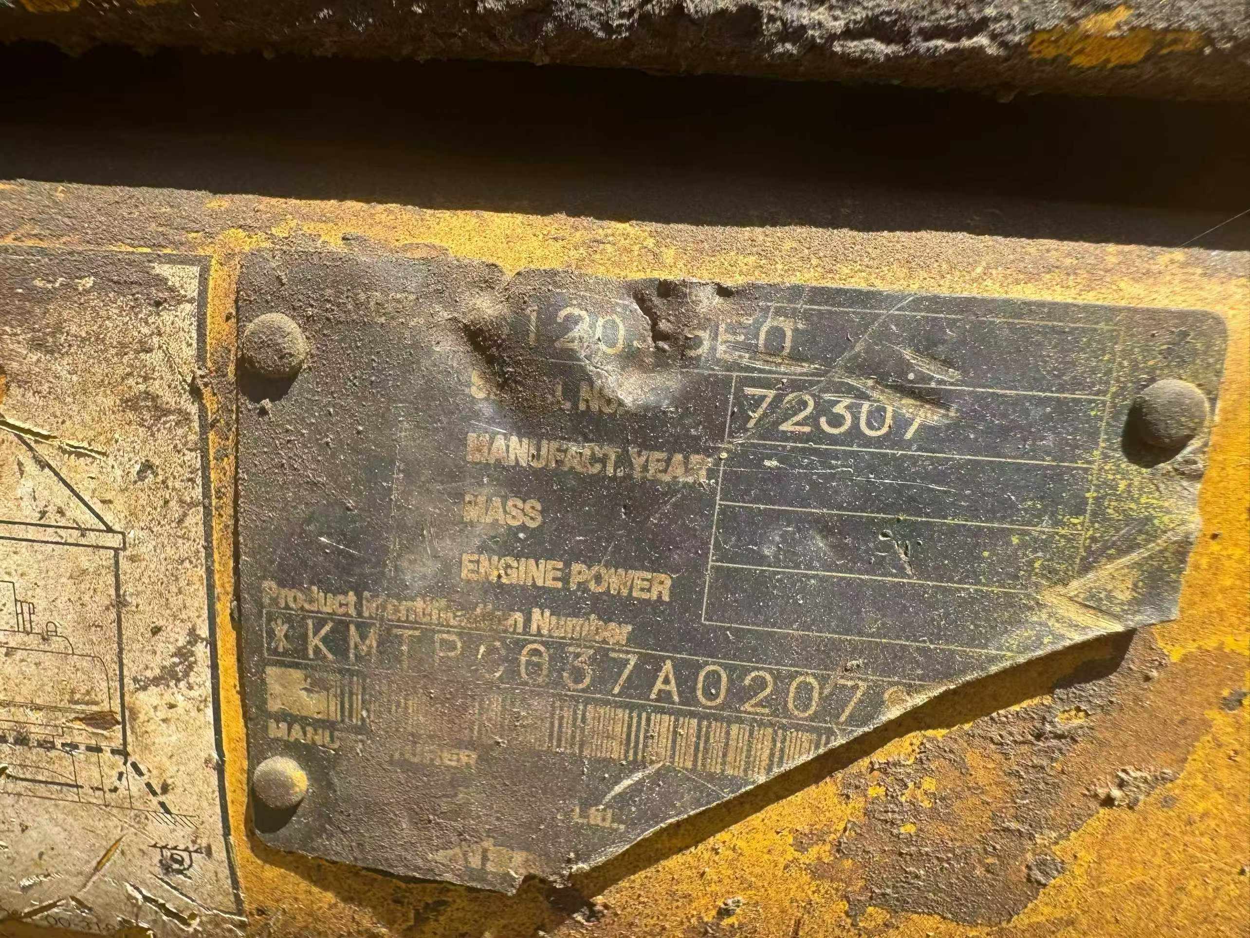 Buy Komatsu PC120-6E Used Excavator / 8 Buy Komatsu PC120-6E Used Excavator / 8