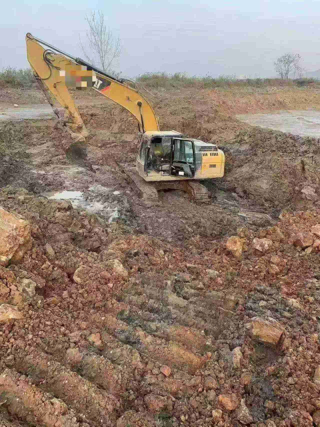 Buy Caterpillar 320D Used Excavator / 1