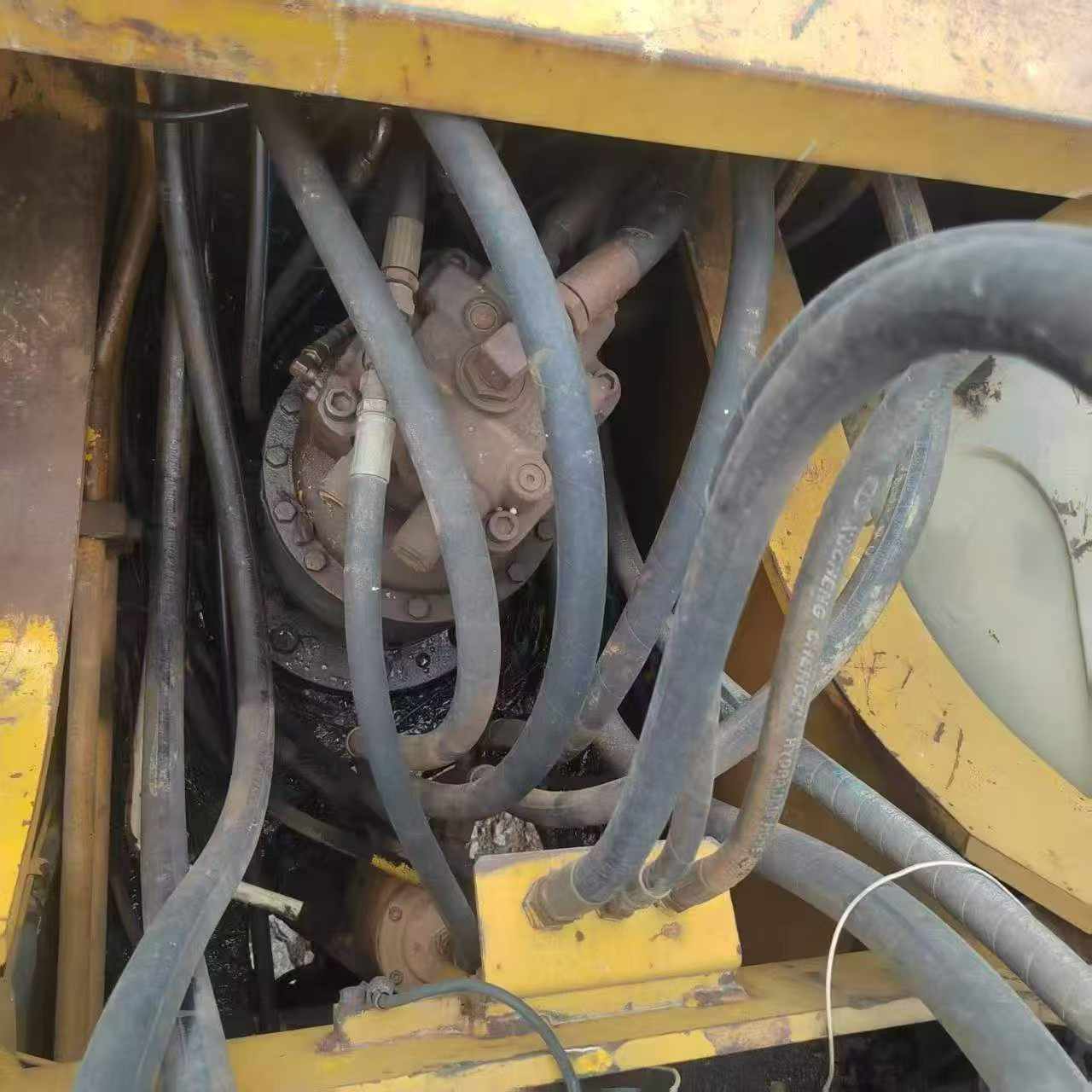 Buy Kato Used Excavator / 3 Buy Kato Used Excavator / 3