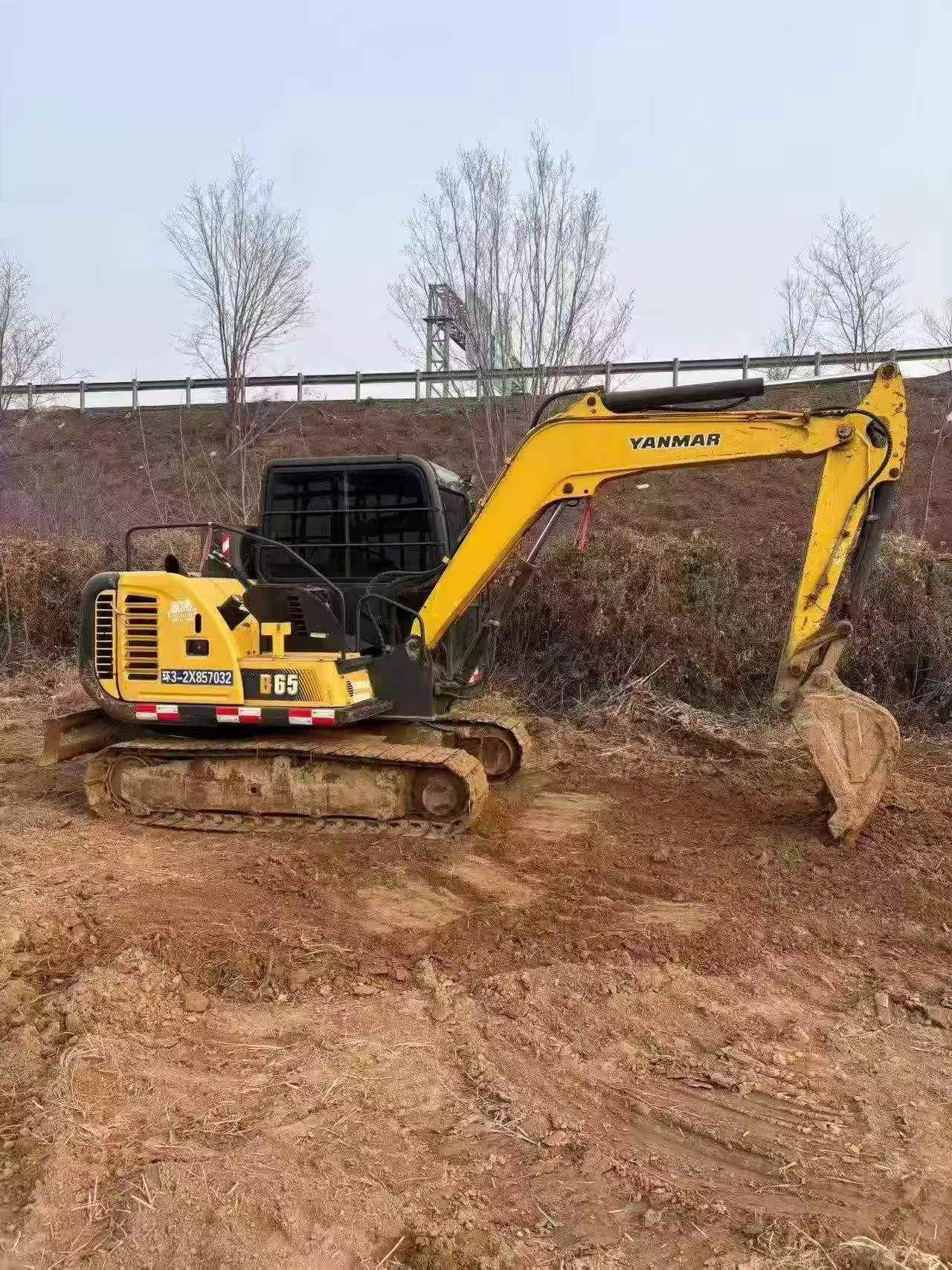 Buy Yanmar B65 Used Excavator / 4 Buy Yanmar B65 Used Excavator / 4