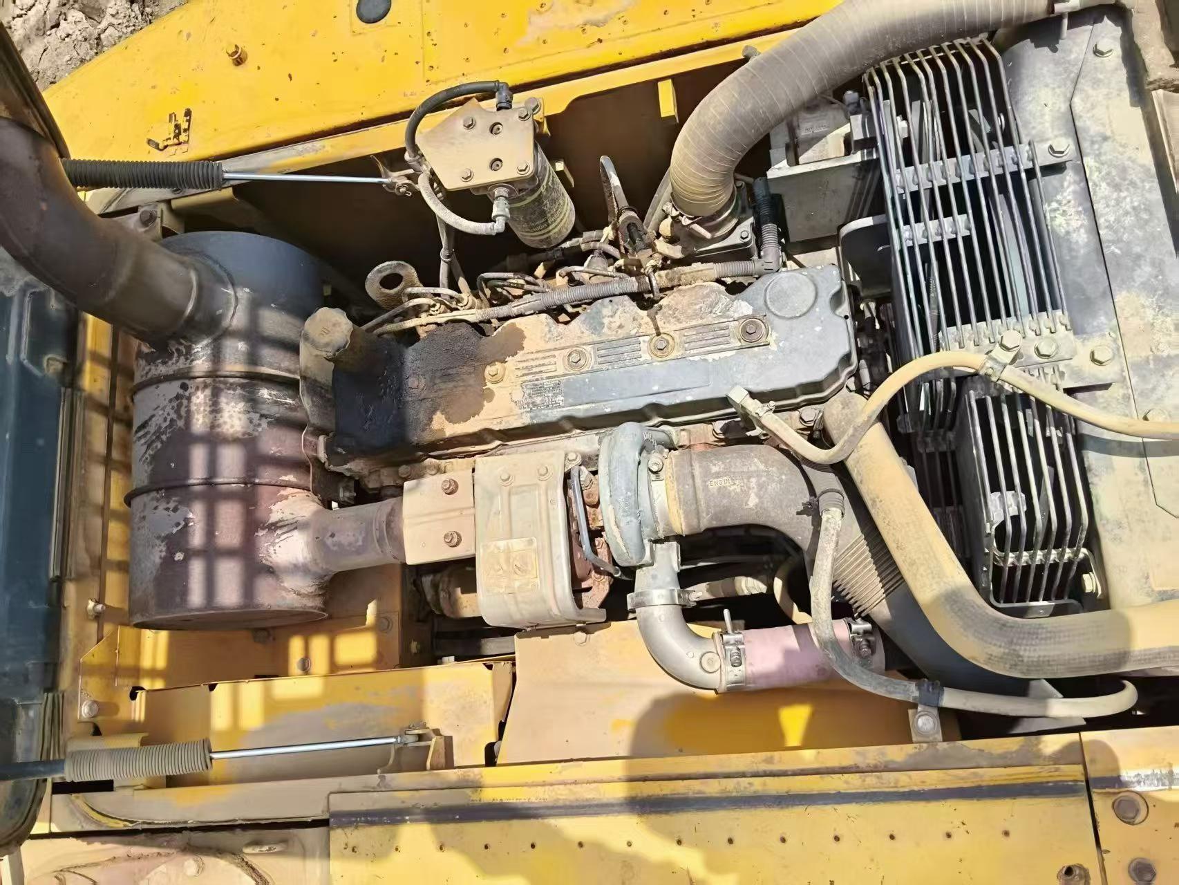 Buy Komatsu PC200-8 Used Excavator / 3 Buy Komatsu PC200-8 Used Excavator / 3