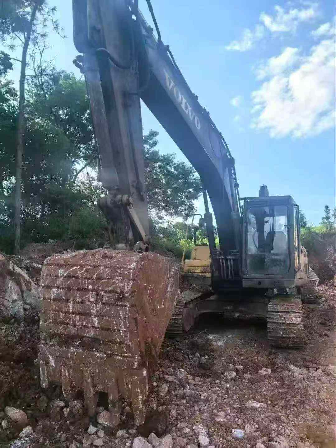 Buy Volvo EC200 Used Excavator / 6 Buy Volvo EC200 Used Excavator / 6