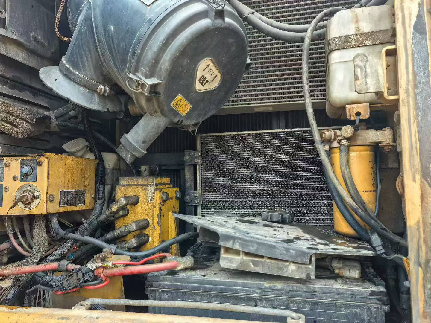 Buy Caterpillar 320D Used Excavator / 4 Buy Caterpillar 320D Used Excavator / 4