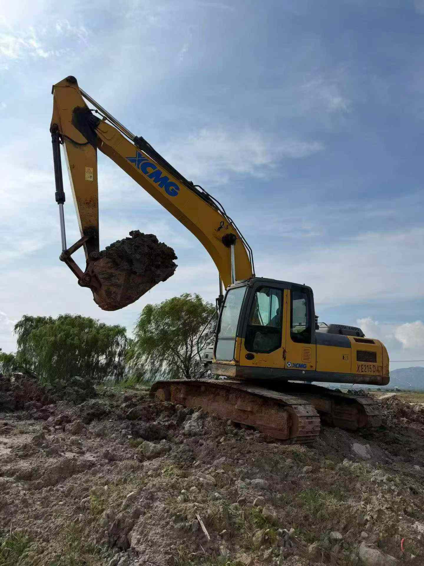 Buy XCMG XE200 Used Excavator / 1