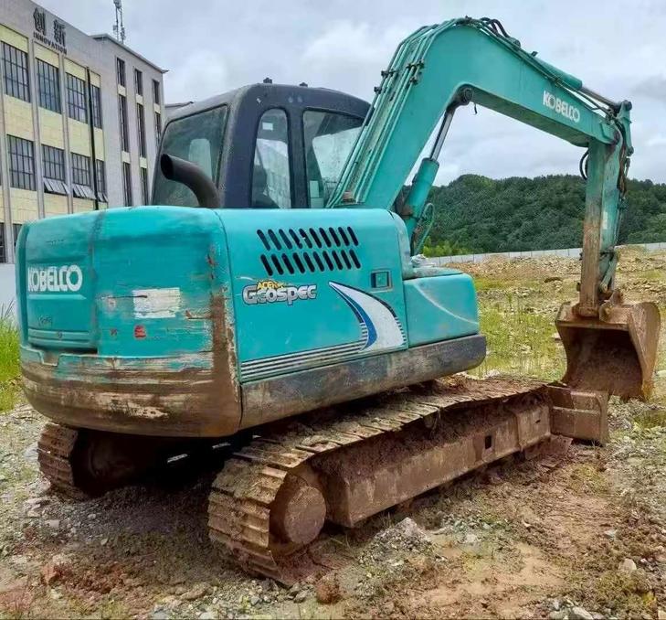 Buy Kobelco SK75 Used Excavator / 1