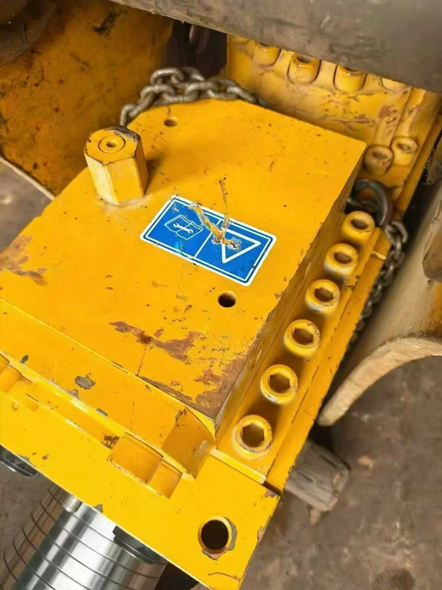 Buy XCMG XE490D Used Excavator / 9 Buy XCMG XE490D Used Excavator / 9