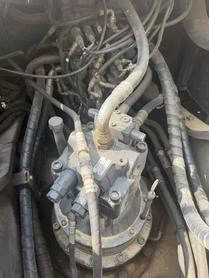 Buy Sumitomo S260 Used Excavator / 6 Buy Sumitomo S260 Used Excavator / 6