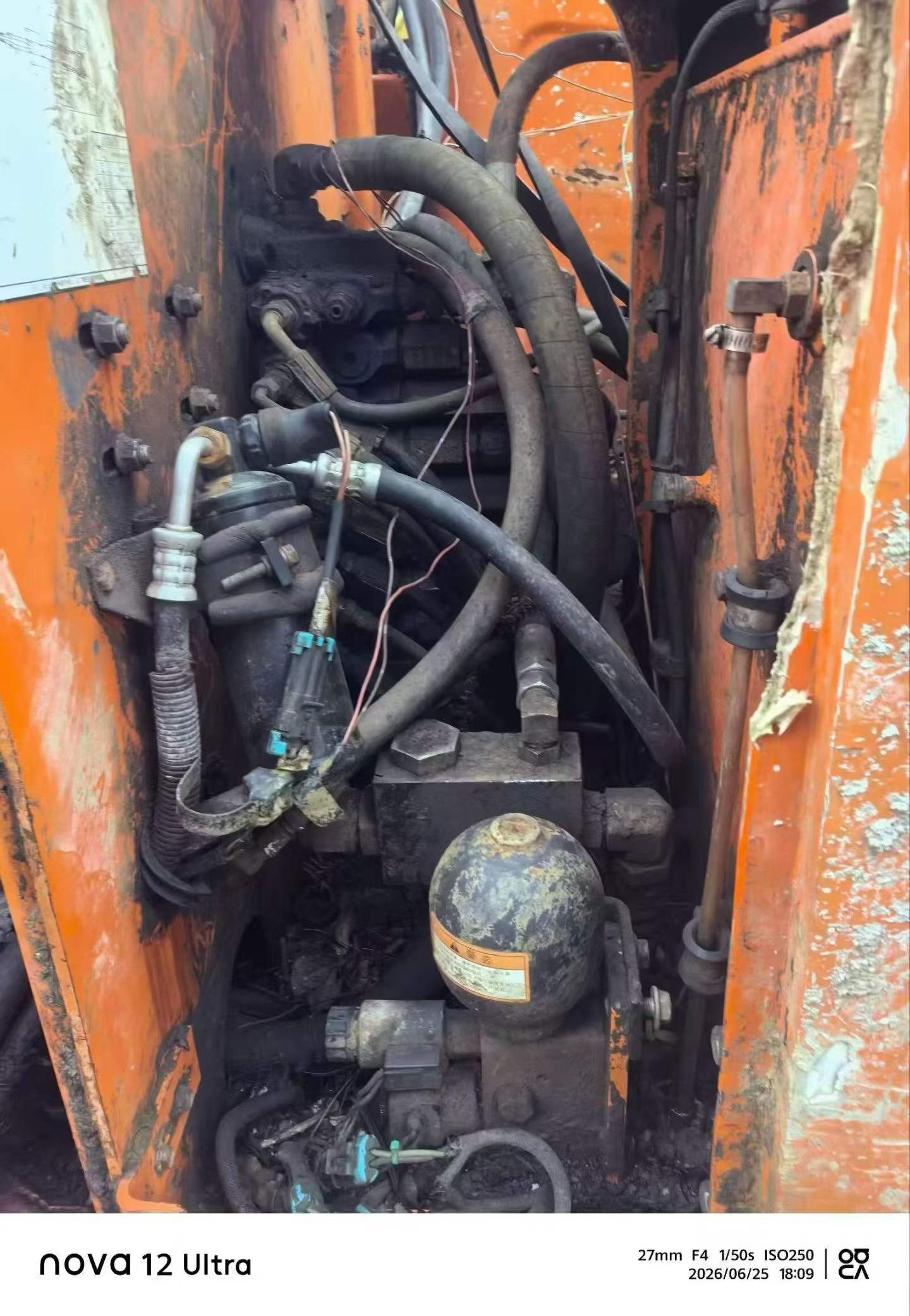 Buy Doosan DH70 Used Excavator / 4 Buy Doosan DH70 Used Excavator / 4