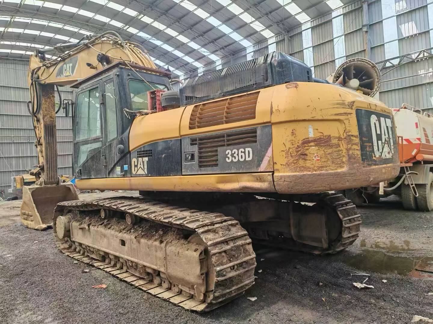 Buy Caterpillar 336DL Used Excavator / 1