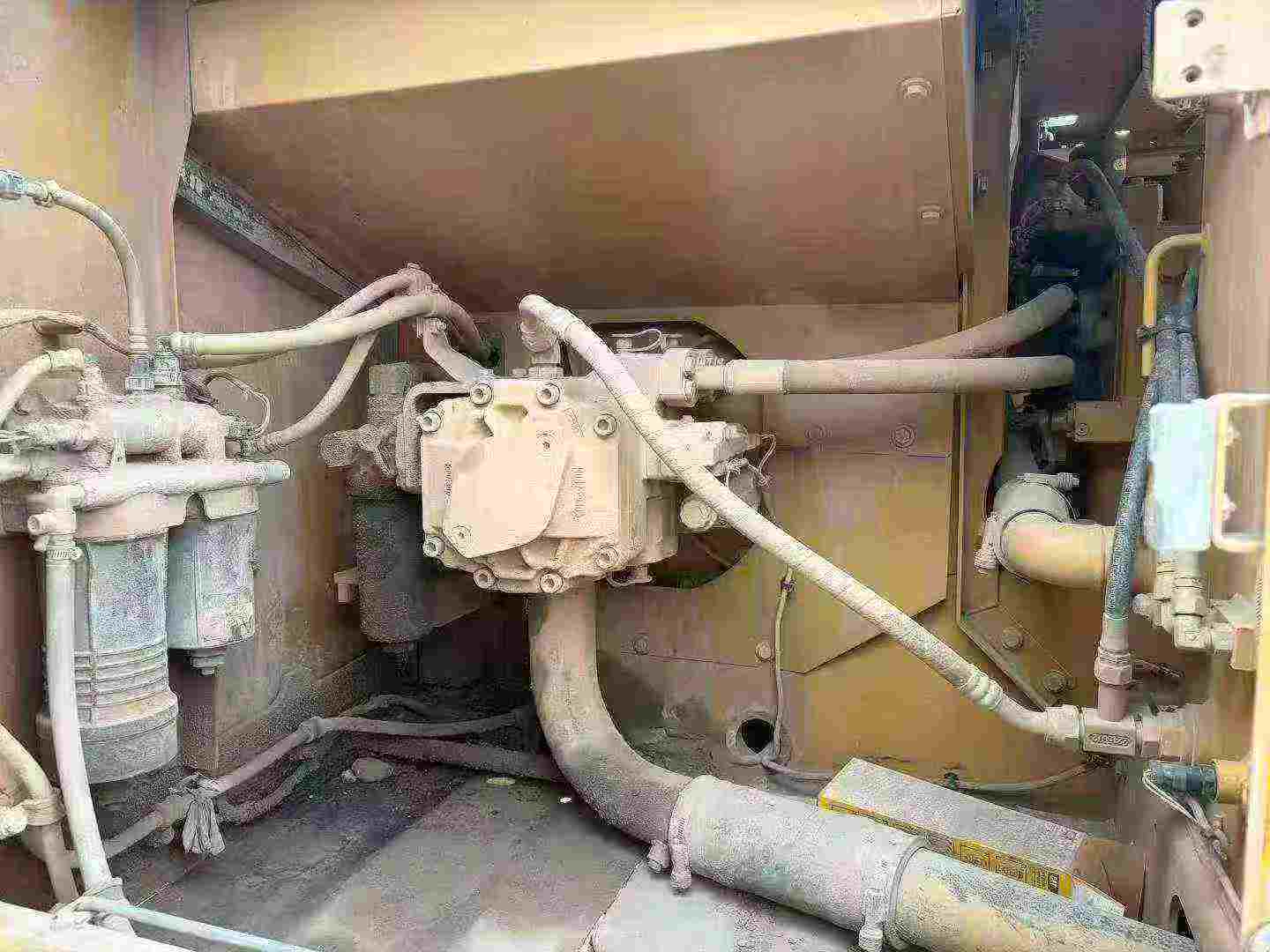 Buy Caterpillar 320A Used Excavator / 2 Buy Caterpillar 320A Used Excavator / 2