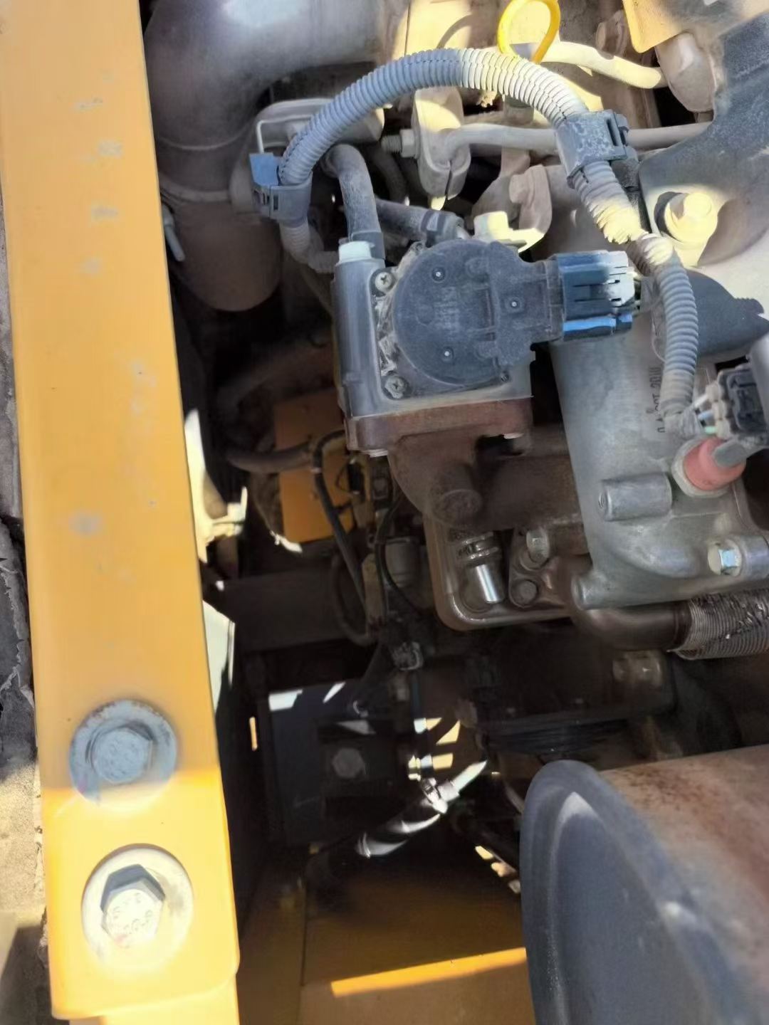 Buy Sany SY215C Used Excavator / 4 Buy Sany SY215C Used Excavator / 4