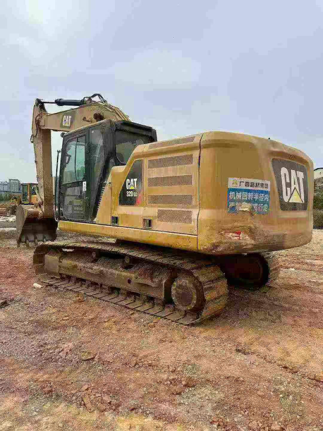 Buy Caterpillar 320GC Used Excavator / 1