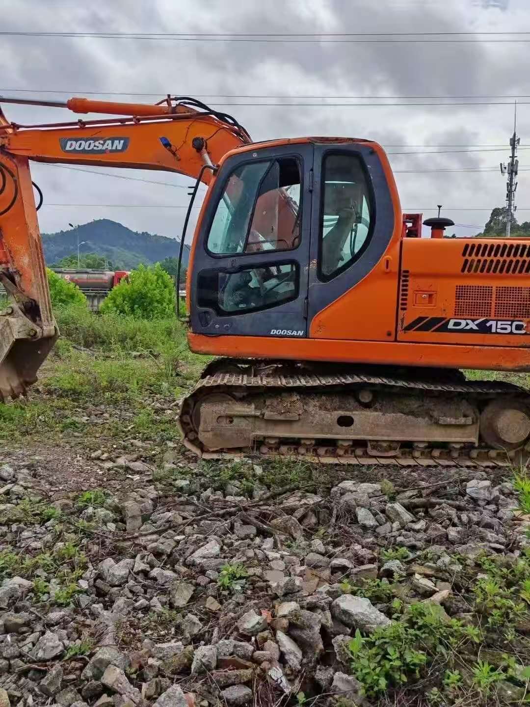 Buy Doosan DX120 Used Excavator / 3