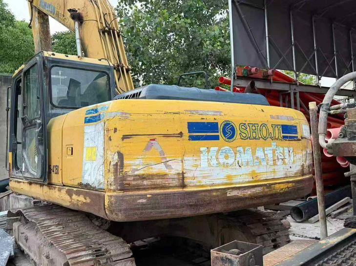 Buy Komatsu PC200-7 Used Excavator / 1
