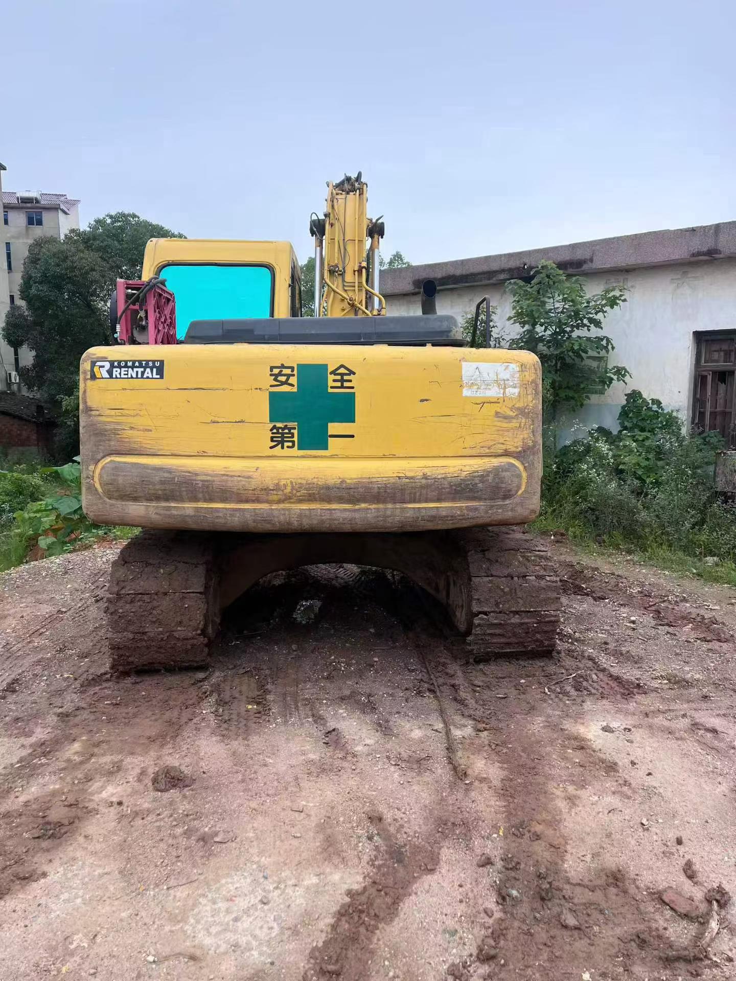 Buy Komatsu PC120-6 Used Excavator / 3