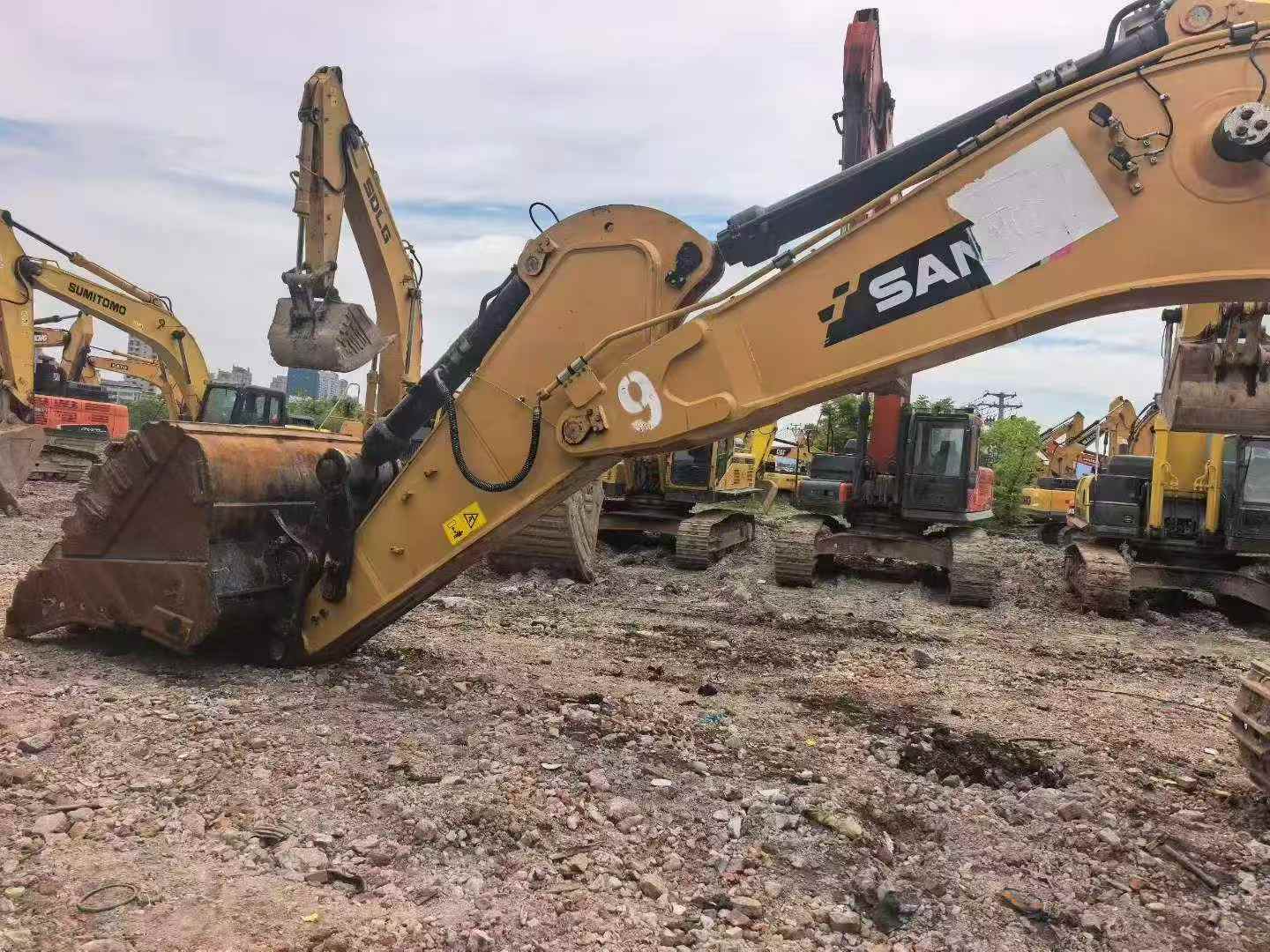 Buy Sany SY750H Used Excavator / 4 Buy Sany SY750H Used Excavator / 4