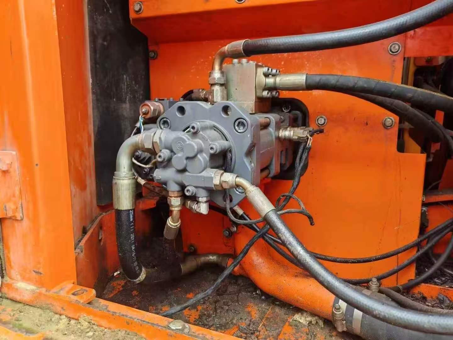 Buy Doosan DX120 Used Excavator / 4