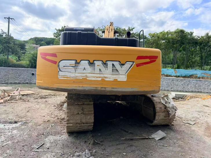 Buy Sany SY200C Used Excavator / 1