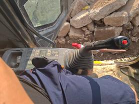 Buy Hyundai HX60 Used Excavator / 5 Buy Hyundai HX60 Used Excavator / 5
