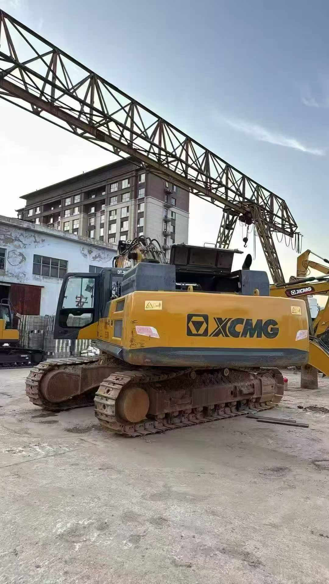 Buy XCMG XE490D Used Excavator / 2 Buy XCMG XE490D Used Excavator / 2